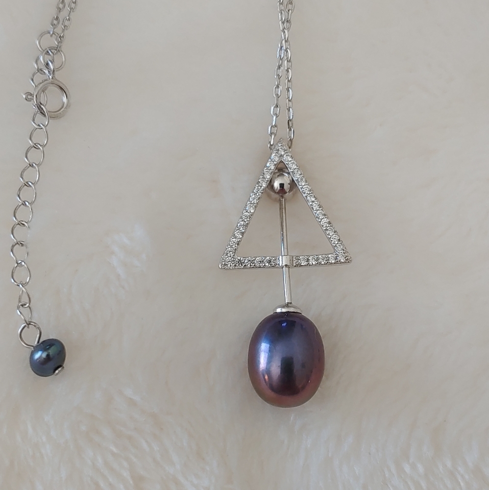 Black freshwater Pearl Necklace